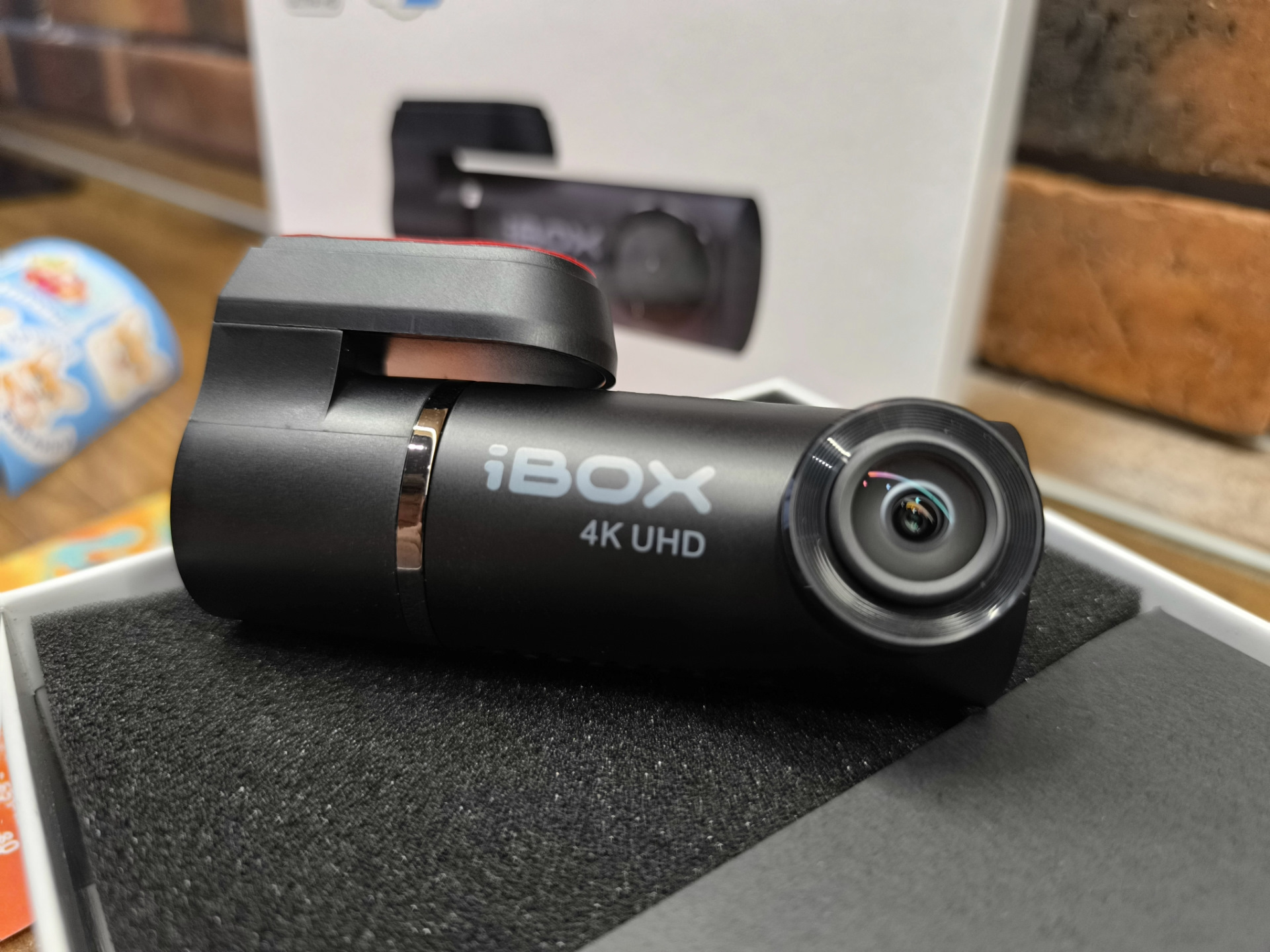 В новый год с новым регистратором! Скрытный с отличным качеством в 4К Видеорегистратор iBOX Epic 4K WiFi Dual